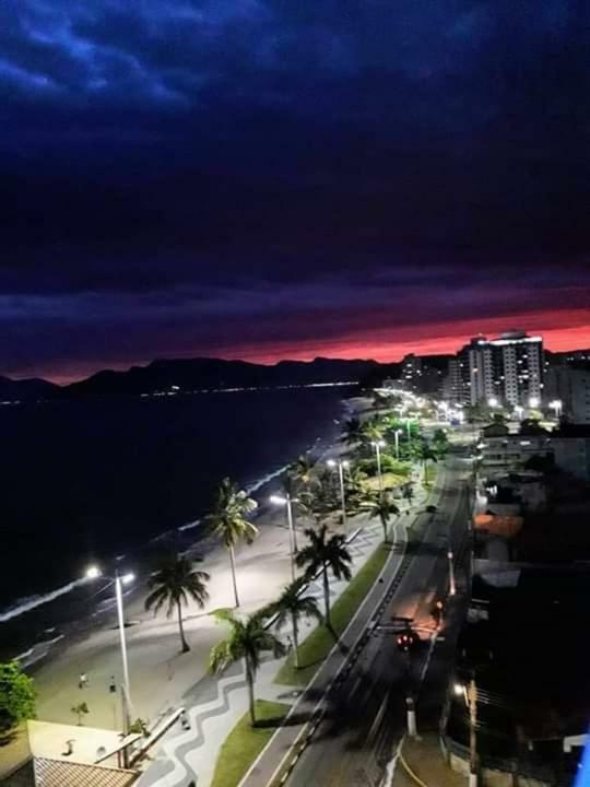 Ap Na Avenida Da Praia 까라과따뚜바 외부 사진